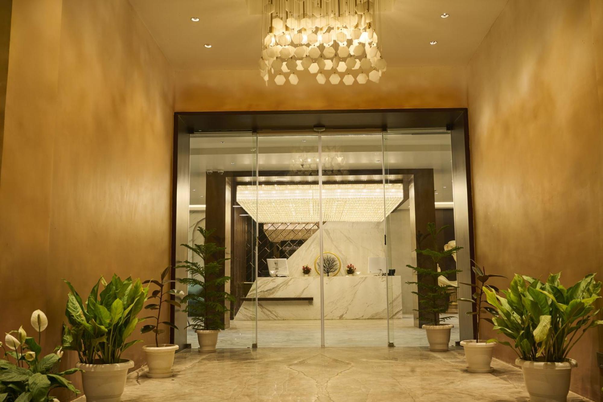 Hotel Borail View Regency Silchar Exterior foto